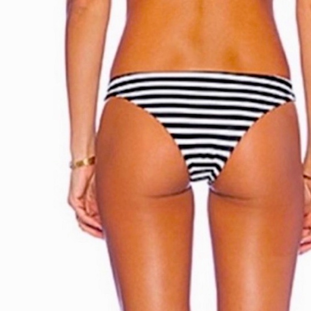 Mikoh Bikini Bottoms 😎